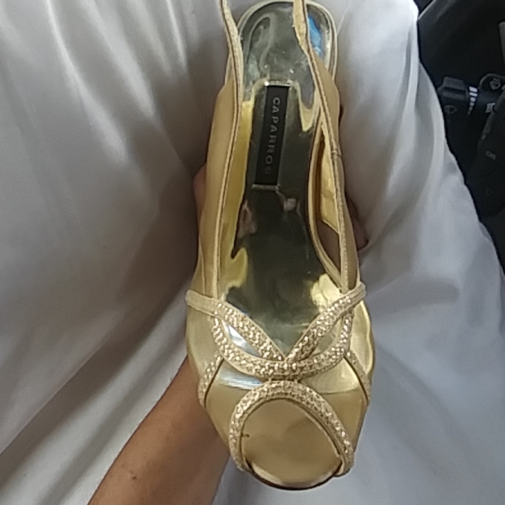 Heels - Picture 6 of 6